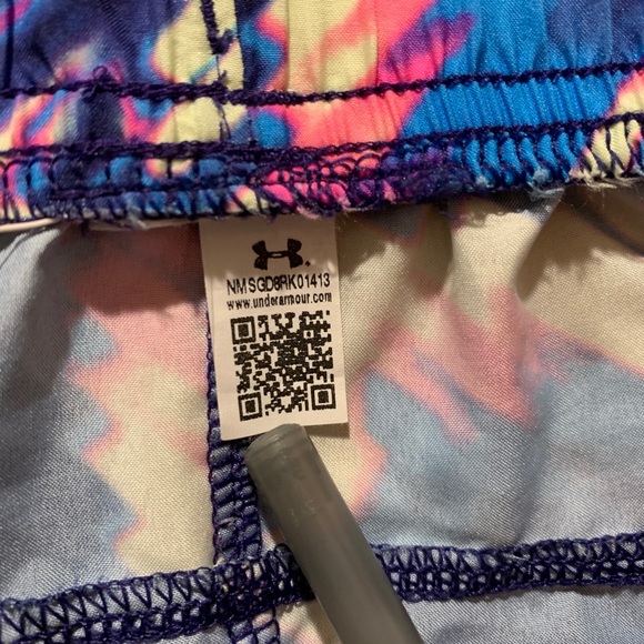 Under Armour Running Shorts - Picture 4 of 4